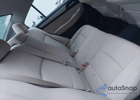 2017 Subaru Legacy 2.5I Premium z USA, uszkodzony, nr VIN 4S3BNAH62H3013545